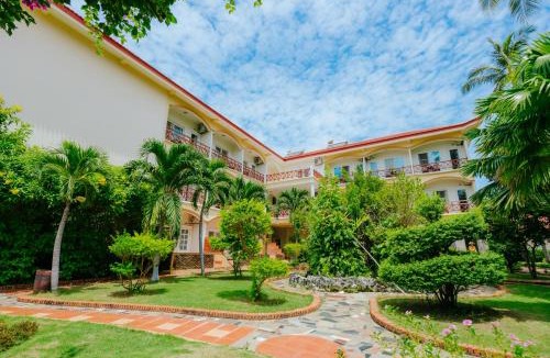 Central Mui Ne Beach Resort | Le Aqua Resort & Spa Phan Thiet - Swiss Village Resort & Spa