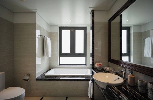 Truc Bach Hotel | Le Jardin Hotel Haute Couture