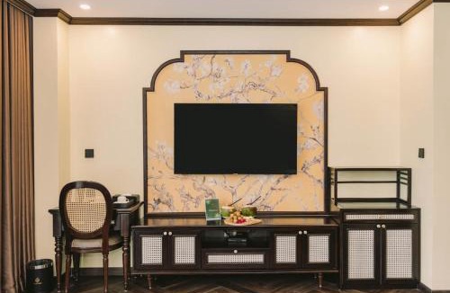 Luong Son Resort | Legacy Hill Resort & Villas