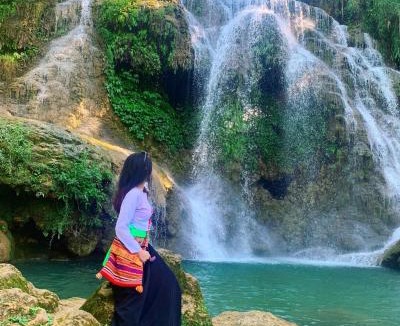 Lac Son Cabin | LePont Mu Waterfall Bungalow