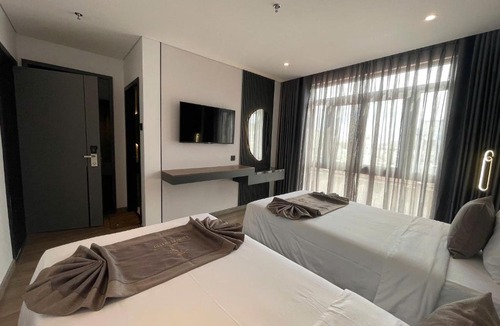 Ninh Kieu Hotel | LION 17 Hotel