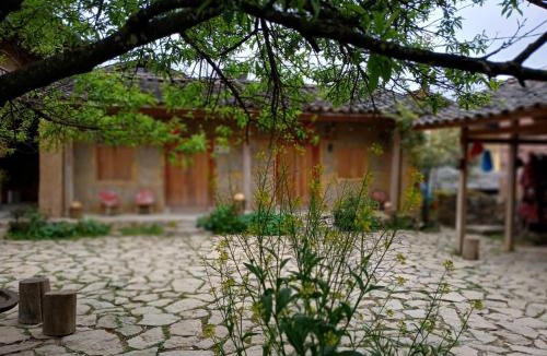 Ha Giang Hotel | Little Tay Homestay & Hostel