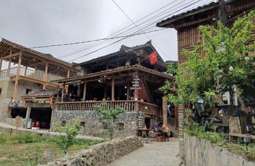 Ha Giang Hotel | Little Tay Homestay & Hostel