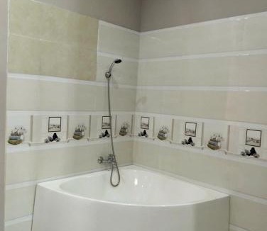 Duc Hoa Apartment | Long homestay A5-52