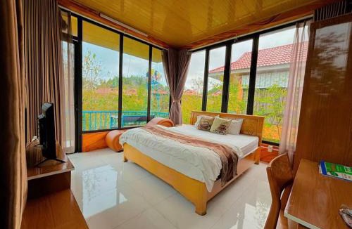 Than Uyen Hotel | Love hill than Uyên