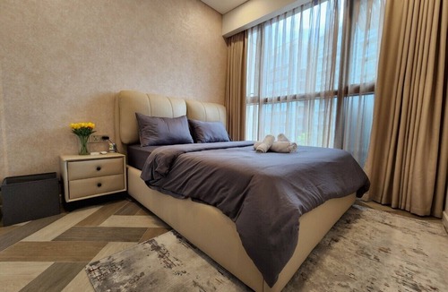 Thu Thiem Apartment | Lovely condo with Stunning view pool
