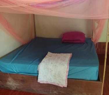 Don Khon House | Loyguesthouses and restaurant Dondet sunset side
