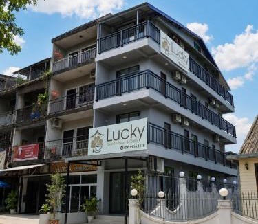 Vientiane House | Lucky Hostel
