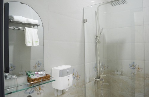 Phuoc Thuan Hotel | Lucky Star Ho Tram