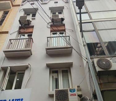 Hang Trong Apartment | Luna House