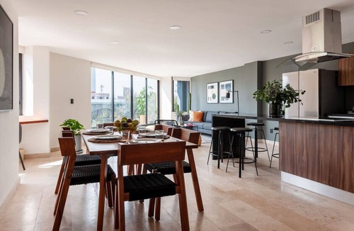 Hipodromo Condesa Apartment | Lux 2BR Apt with balcony @The Corner Condesa