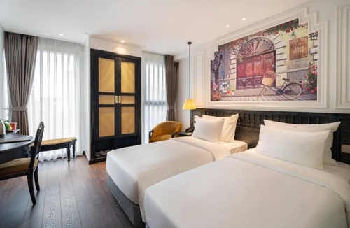 Truc Bach Hotel | Luxe Paradise Suites Hotel & Spa