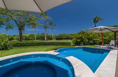 Punta de Mita Villa | Luxurious 4-Bed Villa in Punta Mita: Heated Pool & Spa, Privacy and Amazing View