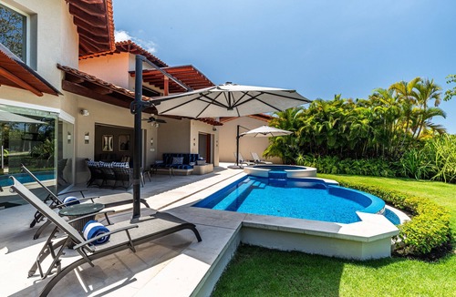 Punta de Mita Villa | Luxurious 4-Bed Villa in Punta Mita: Heated Pool & Spa, Privacy and Amazing View