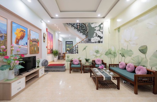 Son Tra Villa | Luxury 5BR Villa Da Nang-Walk to My Khe Beach/Free Bespoke AI Washer-Dryer Combo