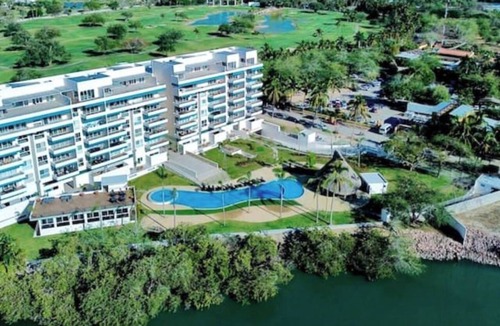 Queretaro Apartment | Luxury apartment just a 5-minute drive from the beach.