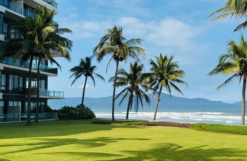 Ngu Hanh Son Apartment | Luxury Beachfront Apartment in 5-Star Resort - CG01 - Residence C