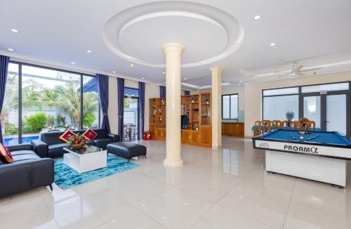Vung Tau Villa | Luxury Chilinh - Large Swimming Pool - 200M To The Sea