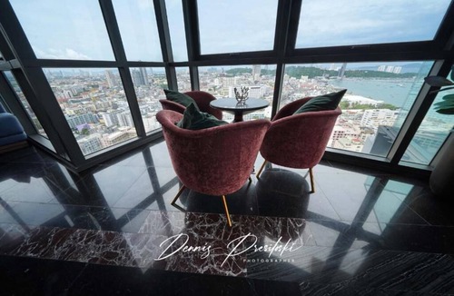 Pattaya Bay Condo | Luxury Edge Seaview Apartment
