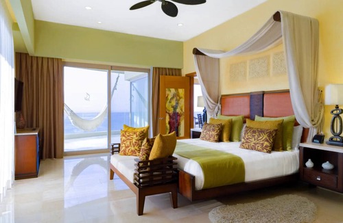 South Shore Hotel Area Resort | Luxury ocean view 3BR suite in beautiful Puerto Vallarta