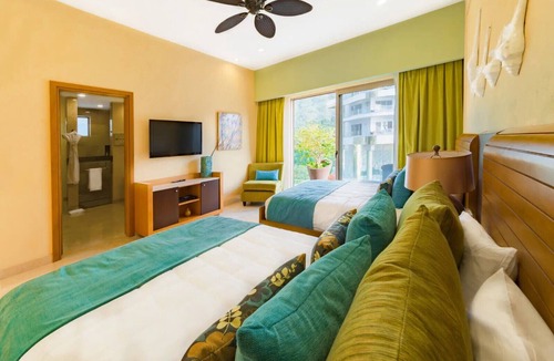 South Shore Hotel Area Resort | Luxury ocean view 3BR suite in beautiful Puerto Vallarta