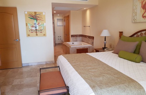 Loreto Resort | Luxury Two Bedroom Ocean Front Penthouse with Spa on Terrace at Villa del Palmar