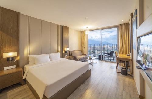 Tran Phu Beach Apartment | LYN Premier Studio Panorama Nha Trang
