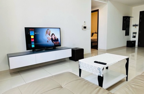 Bach Dang Riverside Apartment | Lynhapartment-2Bed Apartment Modern Amenities D4