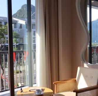 Cat Ba Hotel | Mê Stay Cát Bà