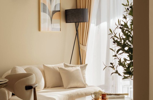Bach Dang Riverside Apartment | Maison De Gu 2BR Co Giang - District 1