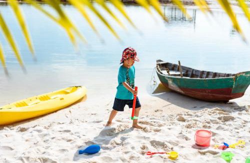 Ham Ninh Resort | Mango Beach Resort