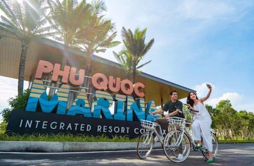 Duong To Villa | Marina resort Waterfront Minh Phu Quoc villa beach swimming pool