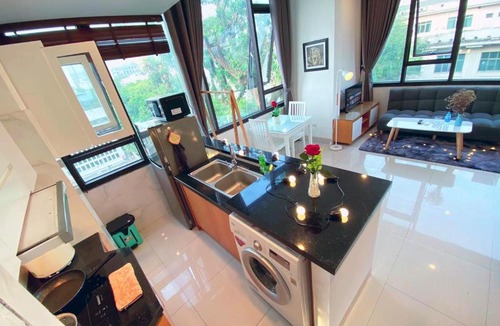 Trang Tien Apartment | May - AMAYZING SKY VIEW 02