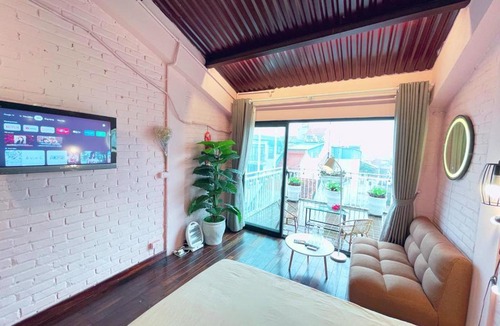 Old Quarter House | May - AMAZING ROOFTOP SKY VIEW 03