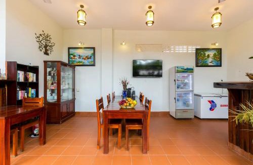 Ong Lang Hotel | Mayfair Valley