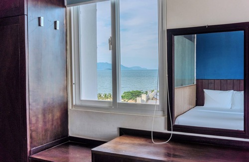 Tran Phu Beach Hotel | Melyna Hotel Nha Trang Beach