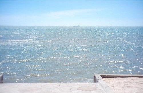 East Ham Tien Beach Resort | Meraki Oasis Hotel