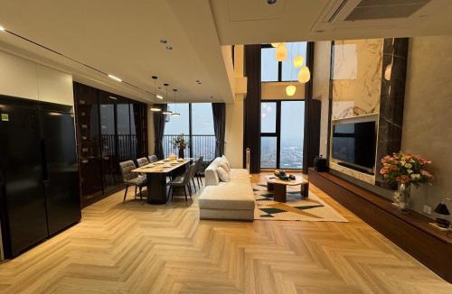 Van Giang Apartment | Mezza Duplex Sky