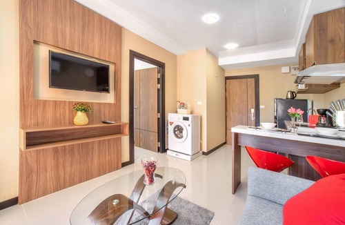 Nai Harn Apartment | Mira Condo 1br | Pool view | nbc nai harn