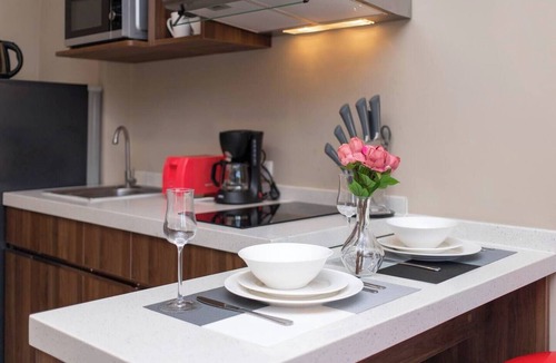 Nai Harn Apartment | Mira Condo 1br | Pool view | nbc nai harn