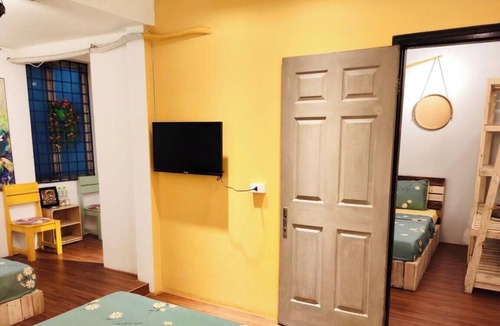 Old Quarter House | Mochi Homestay in the central Hanoi