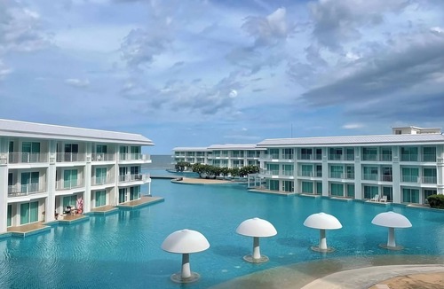 Cha-am Condo | Modern 2-Bedroom Condo with Ocean and Pool Views in Cha-am