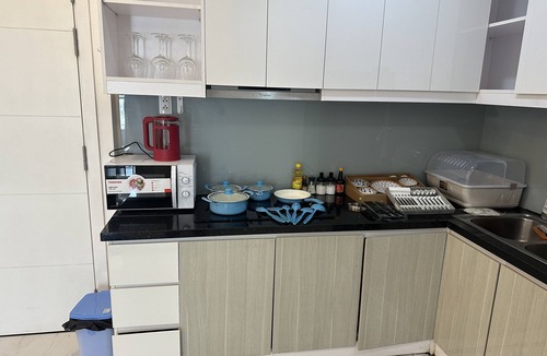Phuong 8 Apartment | Modern 2BR Condo at Terra Royal 10m to Bến Thành market, 10m to Airport