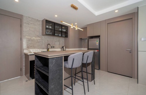 Bang Tao Apartment | Modern 2BR Apt near Bangtao Beach - Pool - Gym & WiFi