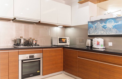 District 1 Apartment | Modern 3BR4BED/3BA in the Heart of City