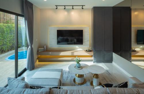 Ban Waen House | Modern Luxury Pool Villa Chiang Mai