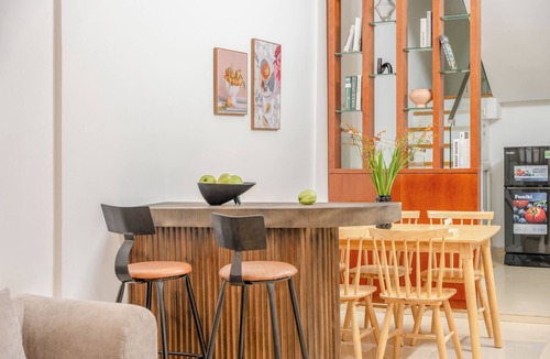 Hoan Kiem House | Modern Quiet 4BR/Large Balcony/City View/Food Paradise/2'to TrainST/Free Laundry