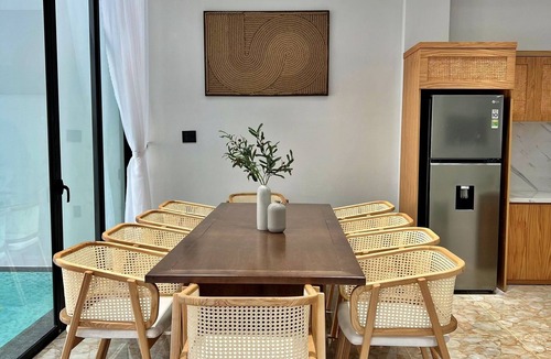 Thang Tam Villa | Modern Villa in the Heart of City with pool, karaoke, parking