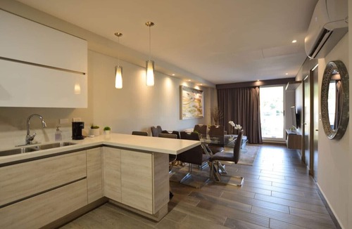Monterrey Apartment | Moderno Departamento, Zona Médica/¡De Lujo!