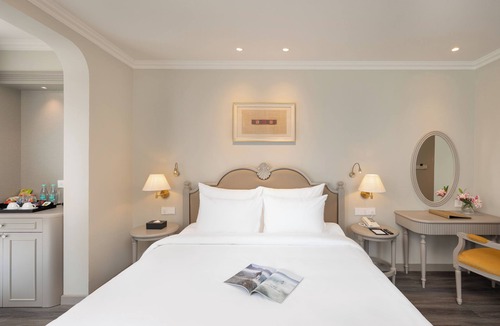 Sa Pa Bed & Breakfast | Montmartre Serenity Suite – 4-Star Comfort with Friendly Hospitality